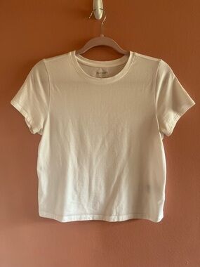 Old Navy Short Sleeve Crewneck Tee in White